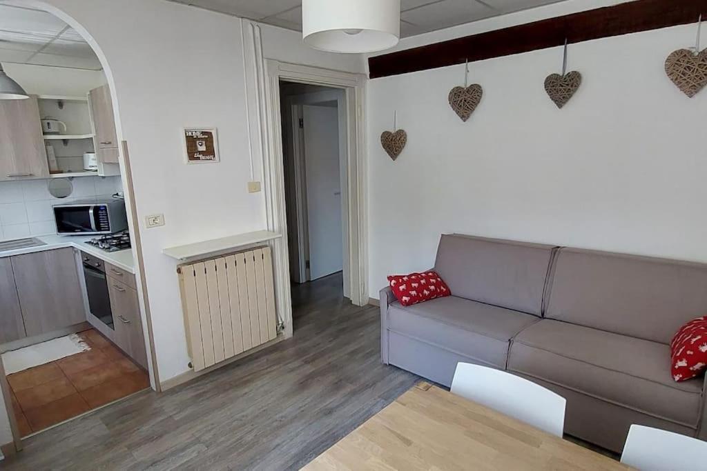 Apartment Accogliente Bilocale In Zona - Uso Turistico - Vda - - 0318